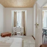 905